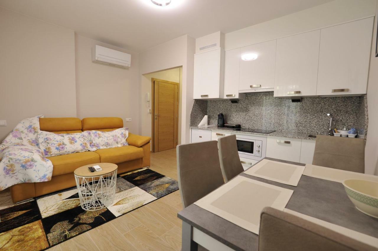 Apartamentos Playa Compostela Vilagarcia de Arousa Esterno foto